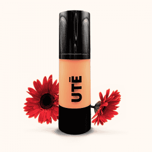Base Tez de Verano – Base líquida de cobertura modulable para piel morena y bronceada con acabado luminoso. Base de Maquillaje Tez de Verano Acabado Radiante. Base líquida para piel dorada, maquillaje para piel bronceada, base para piel morena luminosa, base de cobertura adaptable