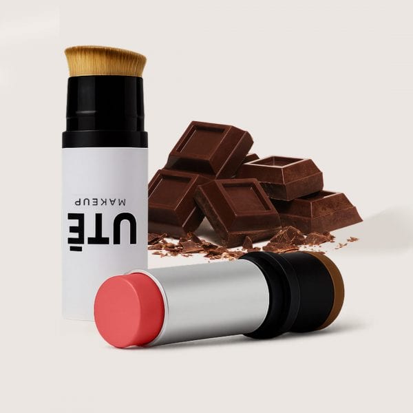 Colorete en barra tono canela UTĒ MAKEUP con brocha – blush vegano cremoso de acabado natural y cálido
